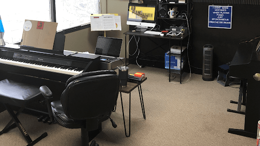 AR Piano Studio