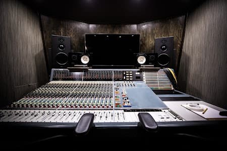 Ivy Hall Studio