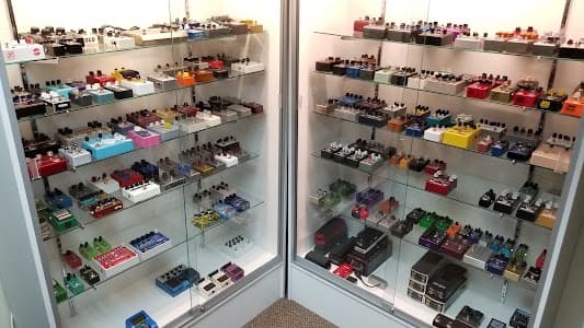 GuitarEffectsPedals.com Showroom - Open to the Public