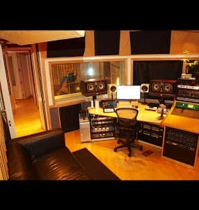 Island Chicago Recording Studio